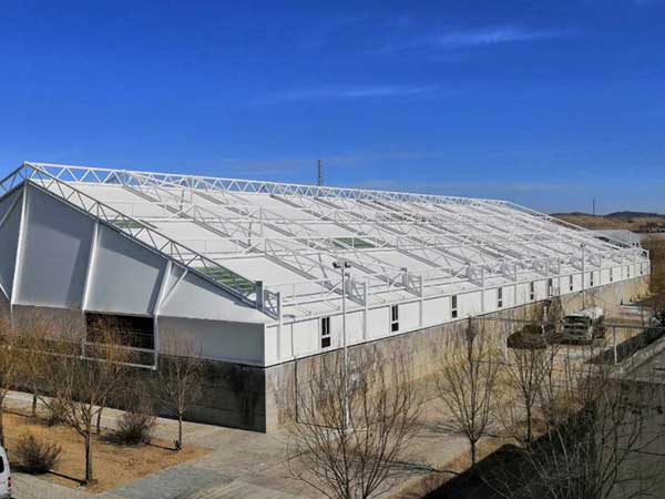 外墻印花立面網格膜材料停車場膜結構