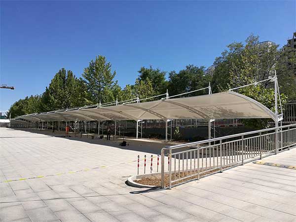 十堰PTFE膜結構安裝經驗：鄂西北地區項目的特殊地基處理